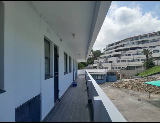 2 BEDROOM FLAT FOR SALE IN MARGATE NORTH BEACH